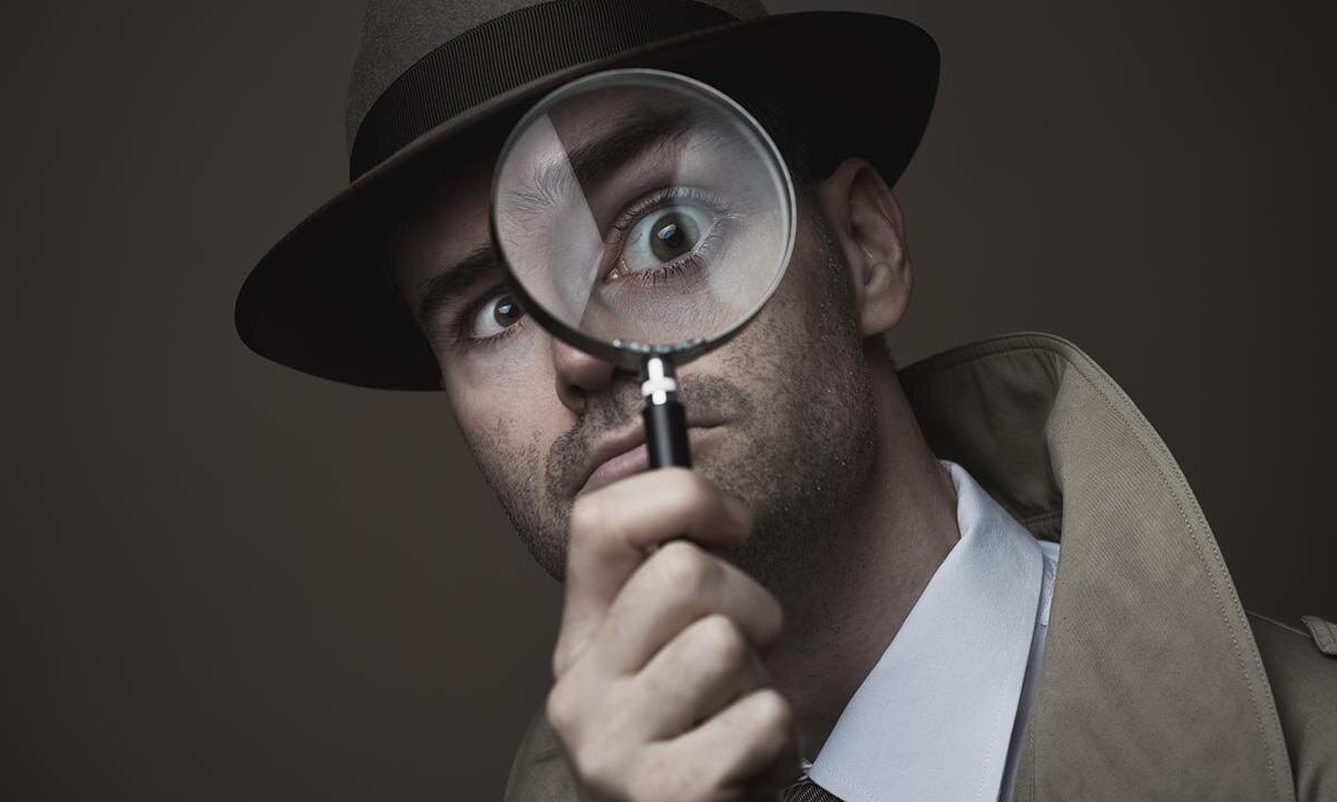 How to become the detective?
