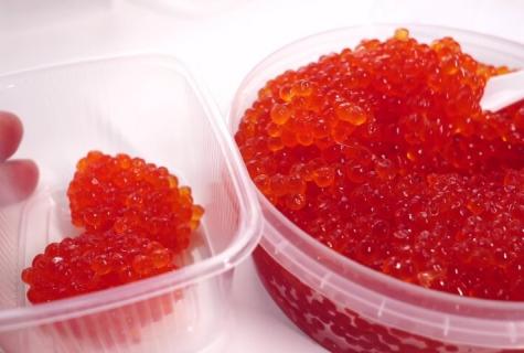How to choose red caviar?