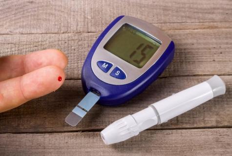 How to choose the glucose meter?