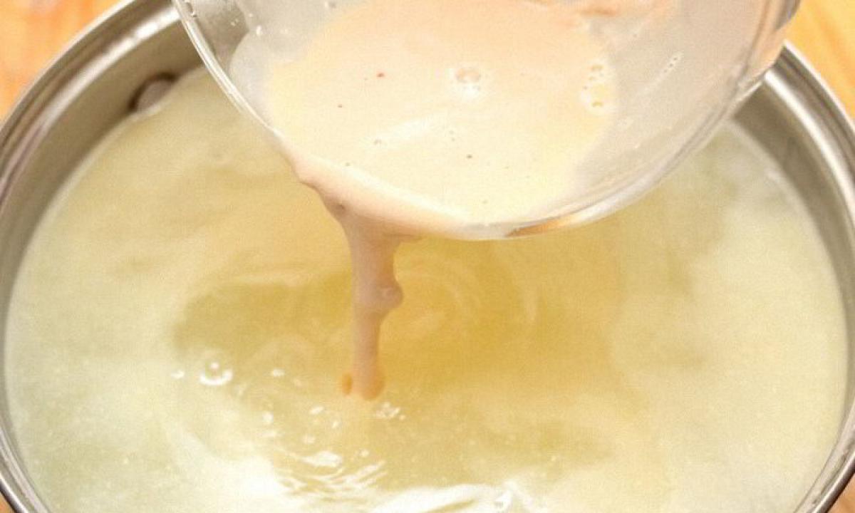 How to peel moonshine with milk?