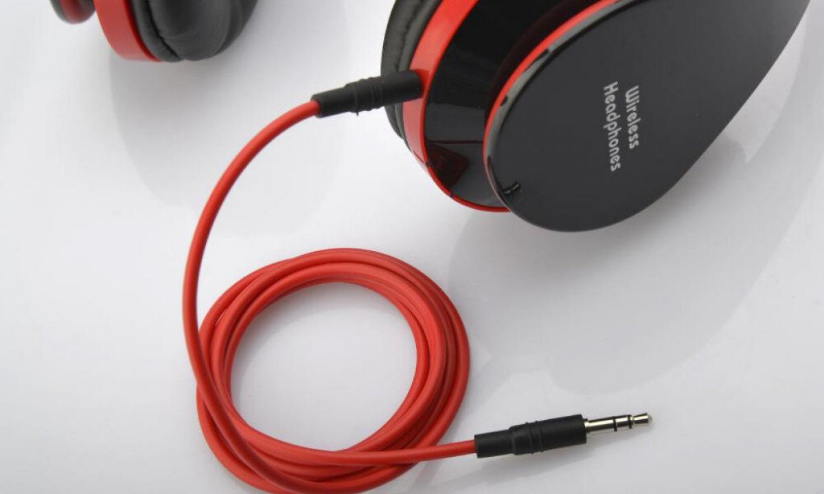 How to connect bluetooth earphones to phone?