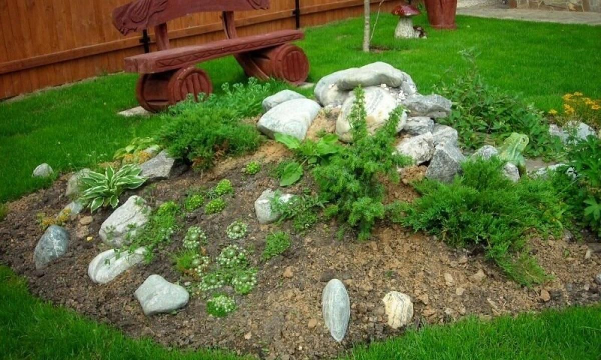 How to make the Alpine hill with own hands?