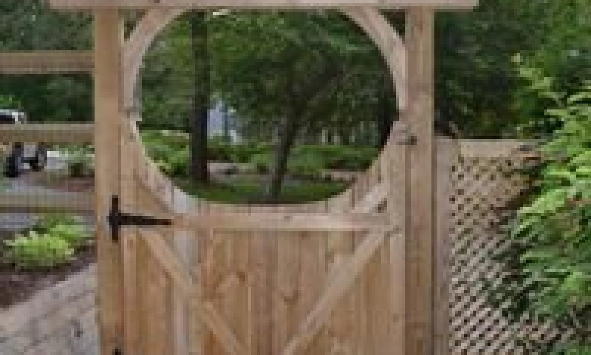 How to make an arbor with own hands?