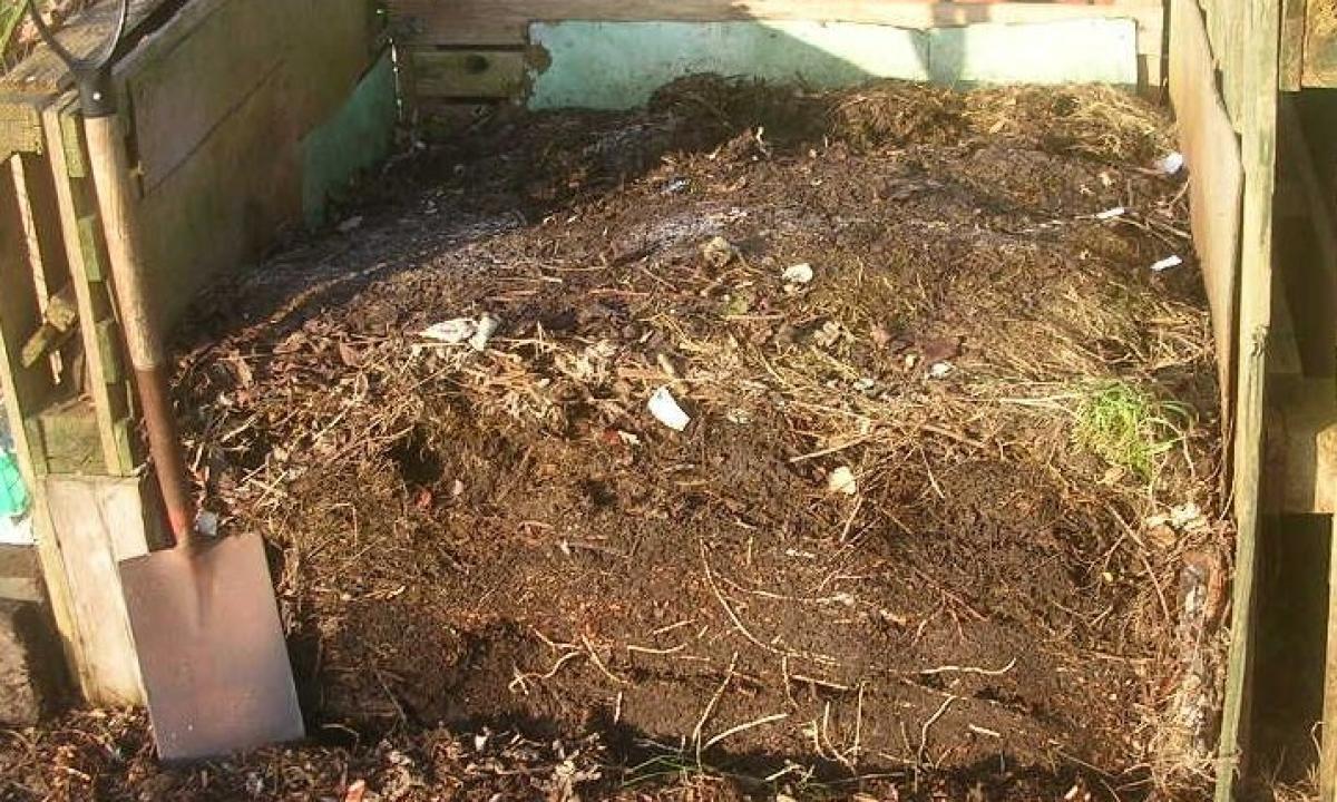 How to make a compost pit?