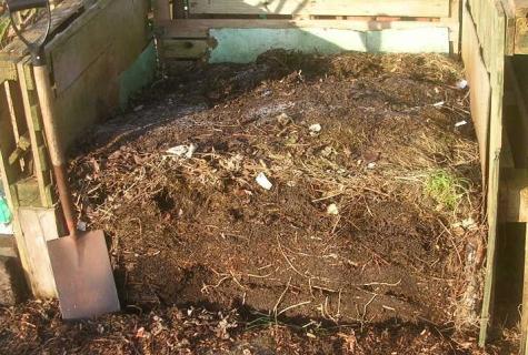How to make a compost pit?