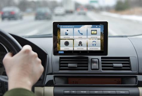 What navigator it is better to buy for the car?
