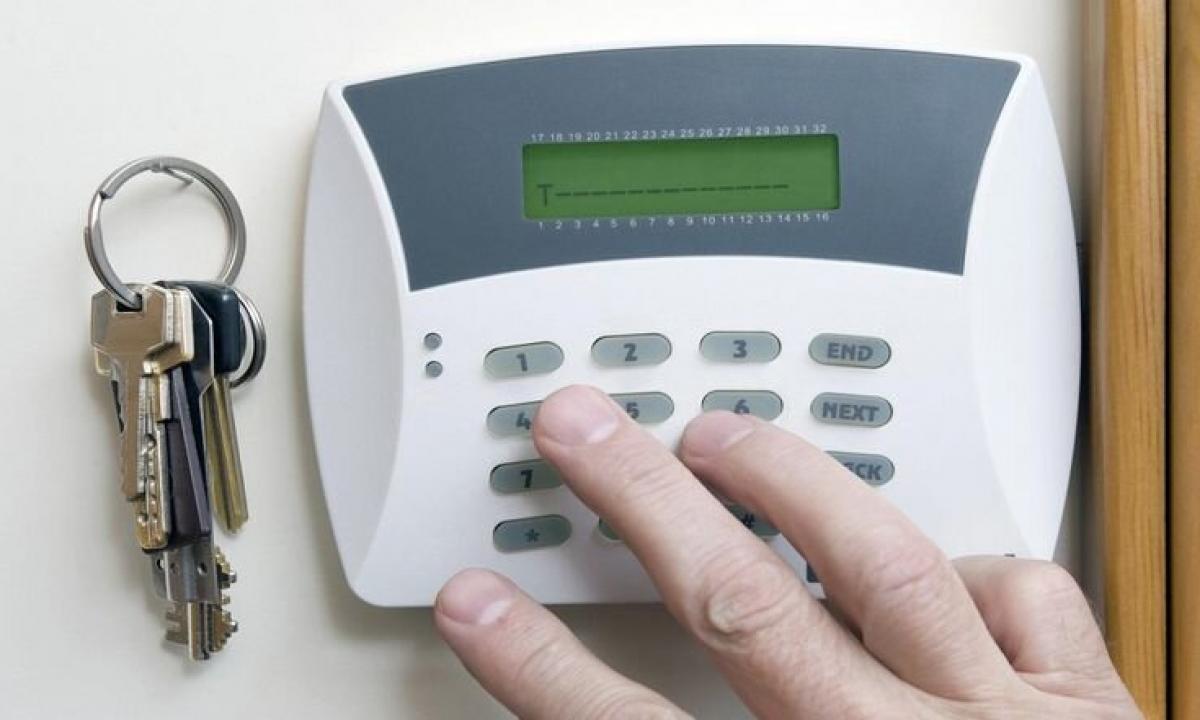The security alarm system for the house, the apartment, giving, office – as works what is better?