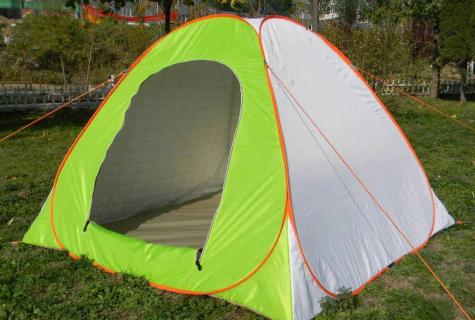 The tent for winter fishing – what to choose as well as what to warm with?