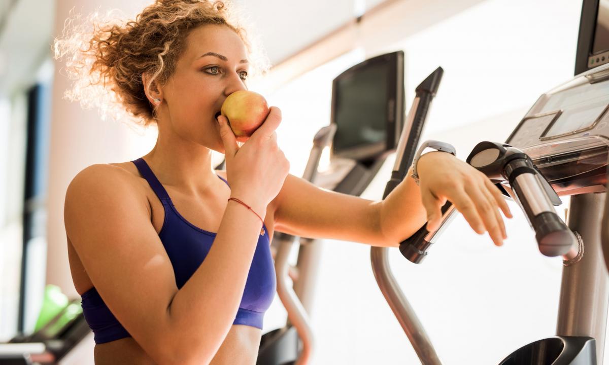How to eat at fitness classes properly?