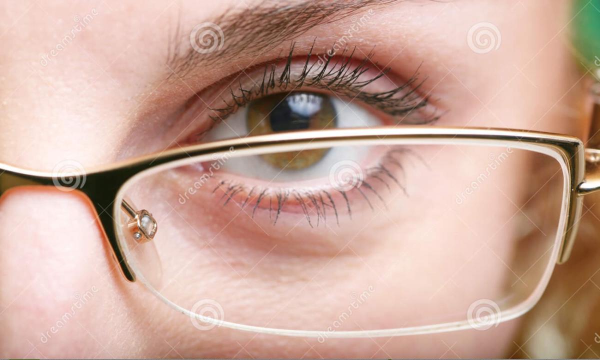 How to improve sight at short-sightedness?