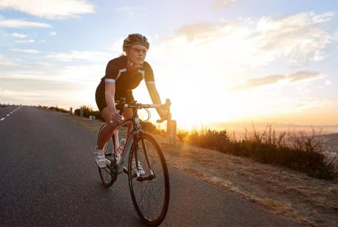 Whether it is possible to lose weight, riding a bike?