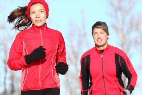 Clothes for run in the fall and in the winter