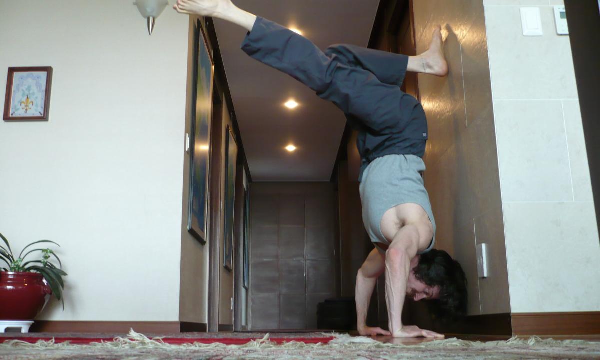 Push-ups in a handstand