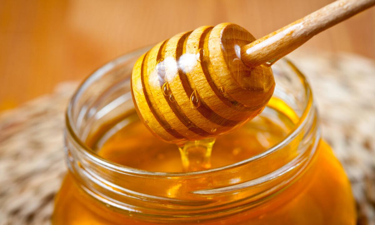 Useful properties of honey for men
