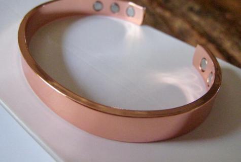 Copper bracelet - advantage and harm