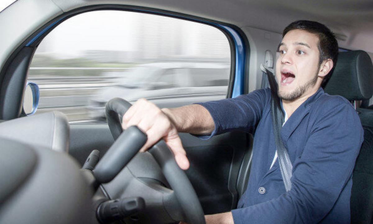 How to overcome fear of driving of the car?