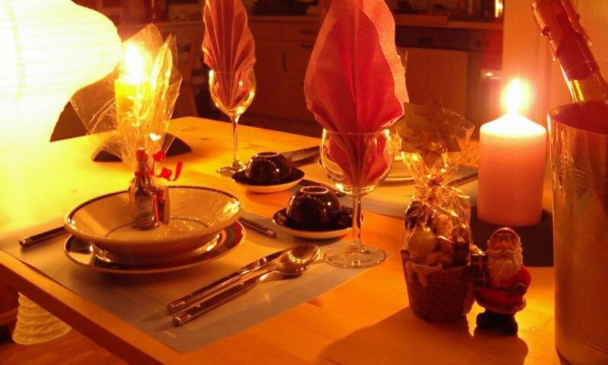 How to arrange a romantic dinner?