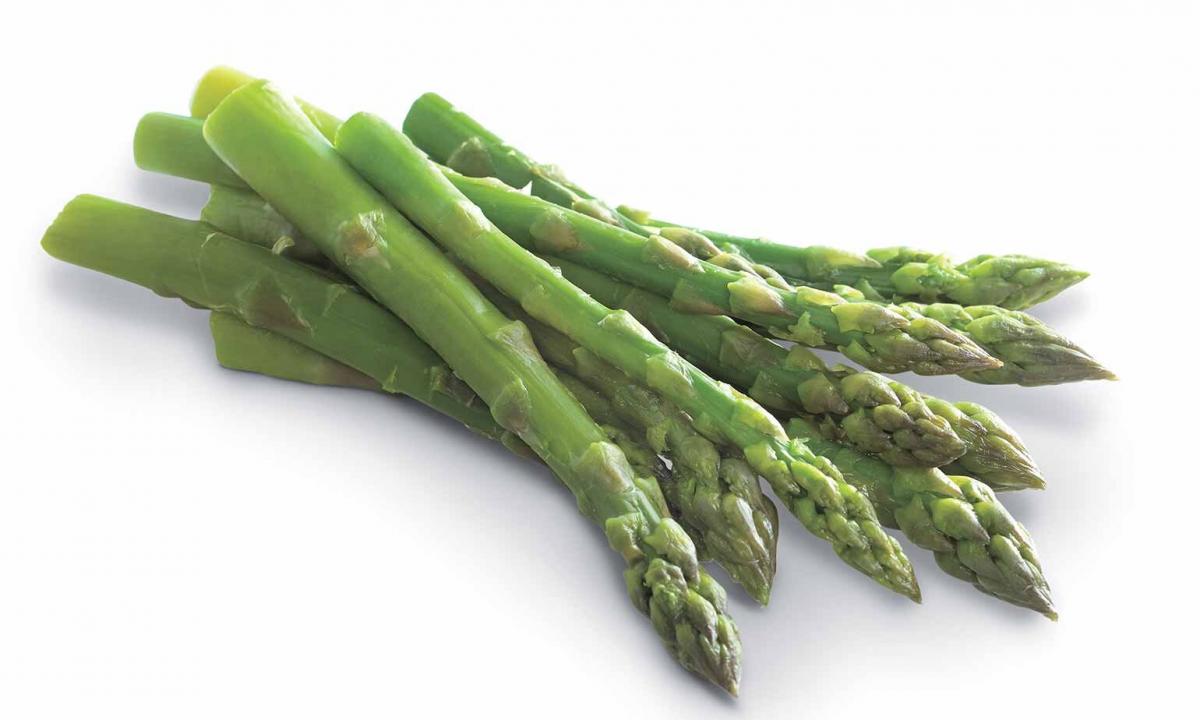 Advantage of an asparagus: types, medicinal properties, description