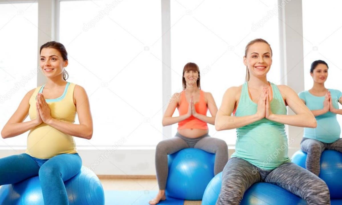 Trainings for pregnant women in gym: all pros and cons