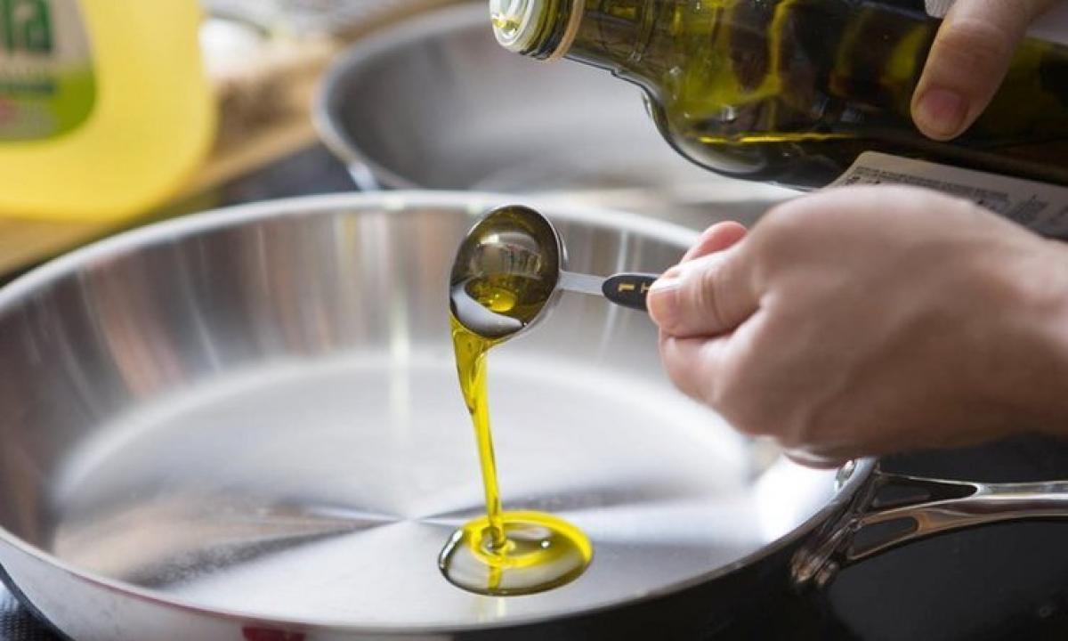 Frying on olive oil: advantage for health or money to burn?