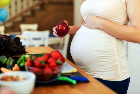 Cabbage: advantage during pregnancy, its versions