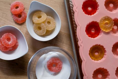 Recipe for gummies in house conditions: useful properties and power value of a dessert