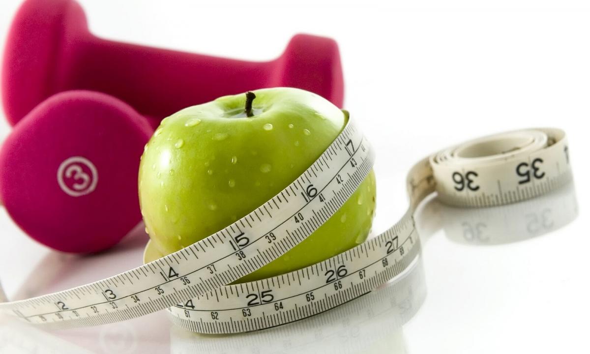 Apple diet for weight loss: advantage and harm