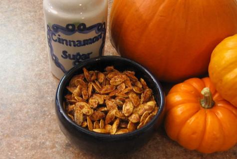 Useful properties and contraindications of dried sunflower seeds from pumpkin: recipe and instruction of preparation of fried pumpkin sunflower seeds