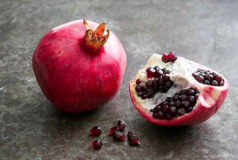 Pomegranate and its useful properties and contraindications