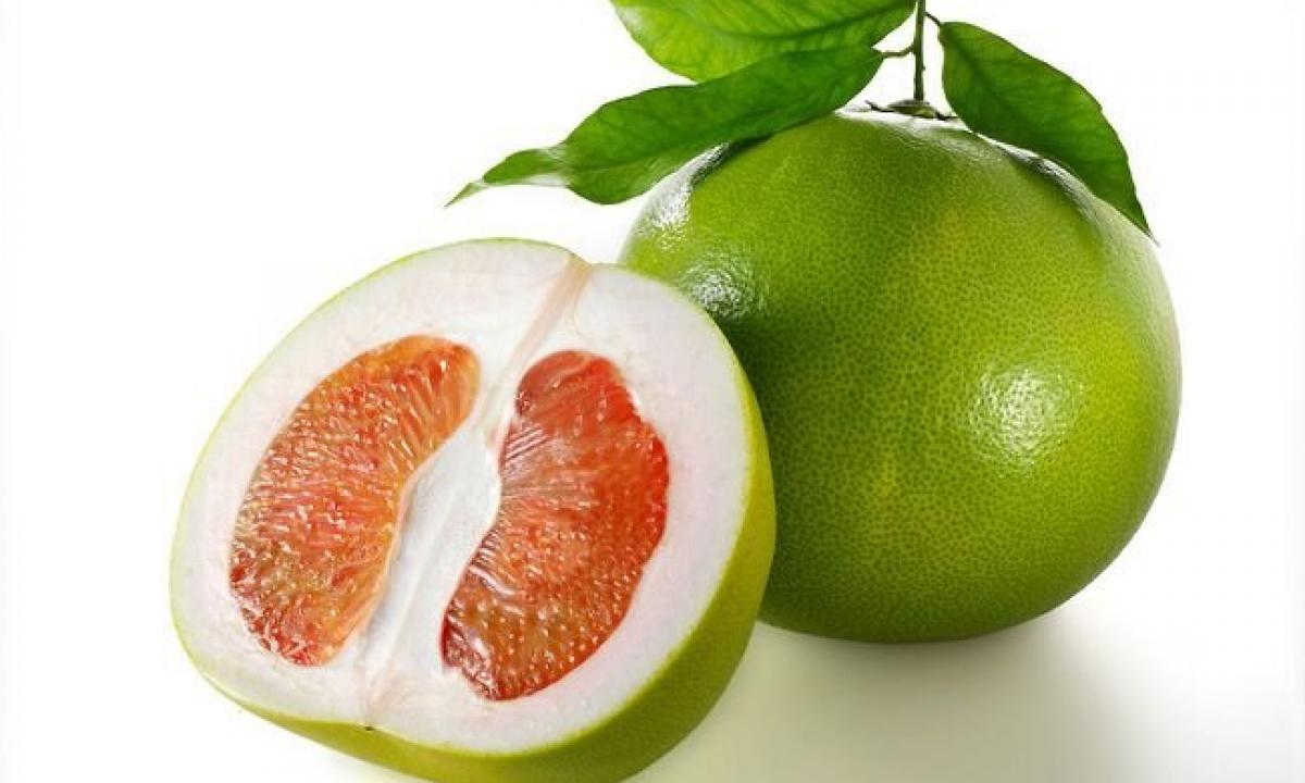 As it is correct to eat fruit of a pomelo