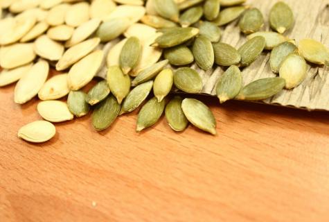 Whether it is possible for pregnant women there are sunflower seeds: pumpkin, sunflower, sesame, linen