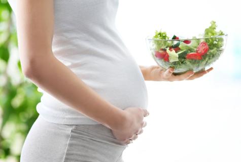 Whether it is possible for pregnant women red caviar