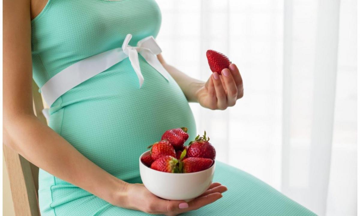 Whether it is possible for pregnant women strawberry"