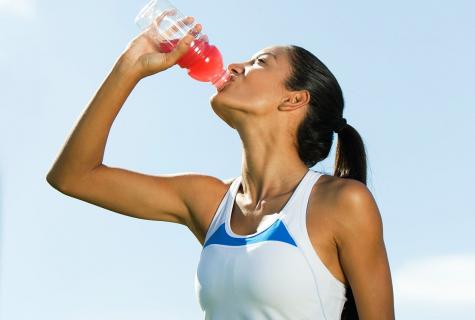 Sports drinks: all pros and cons