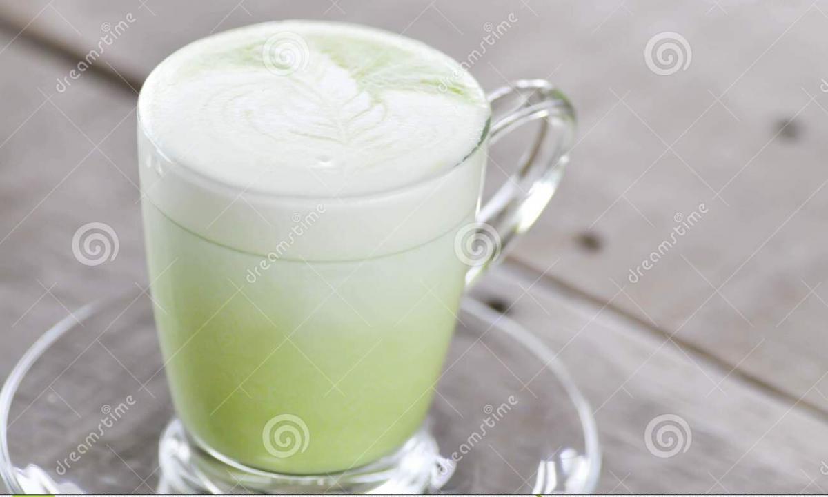 Advantage and harm of green tea with milk"