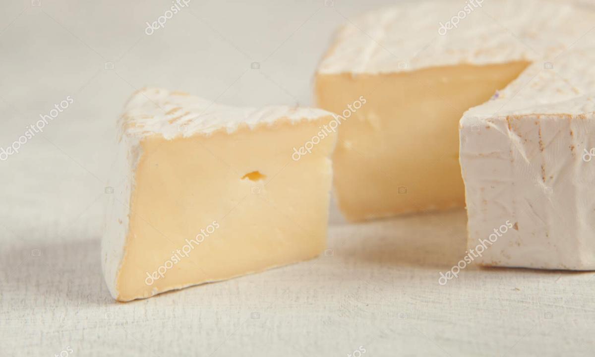 Cheese with a mold: advantage and harm