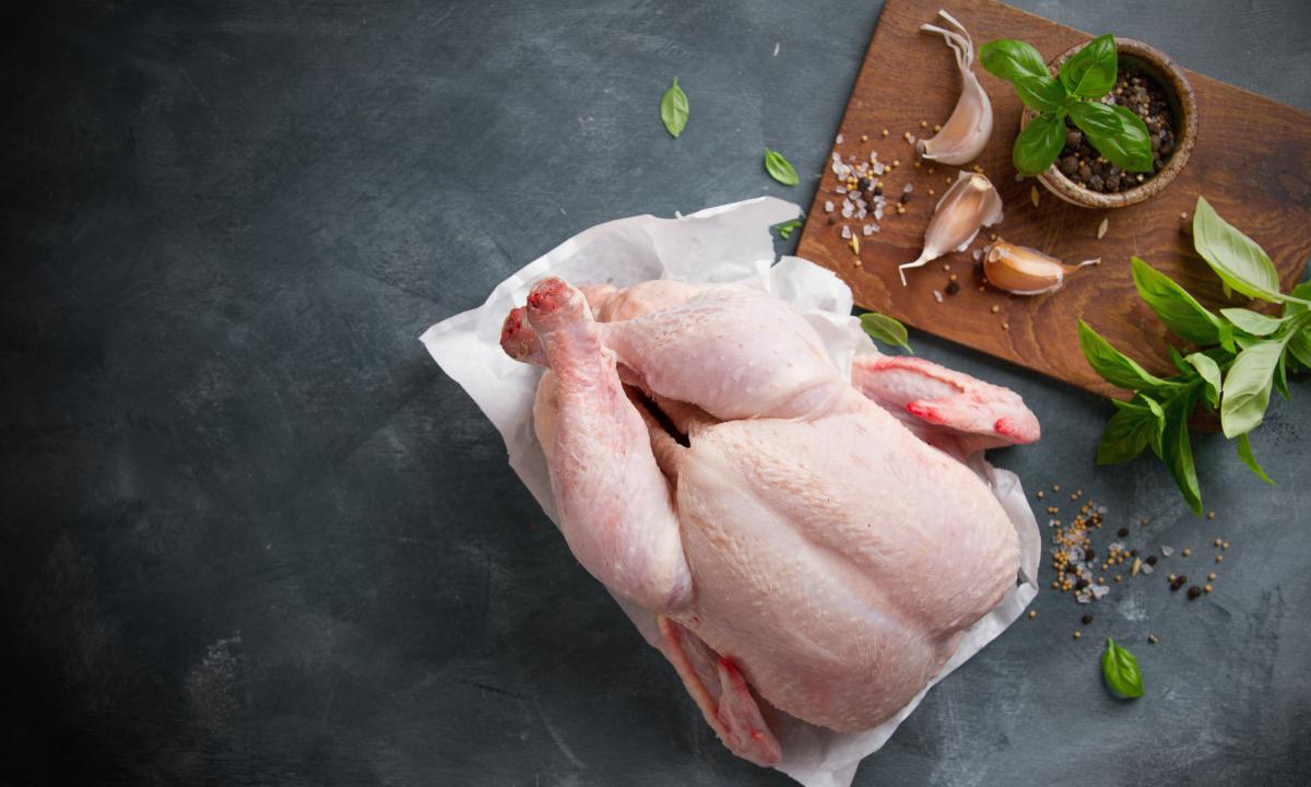 Meat of chicken: advantage and harm