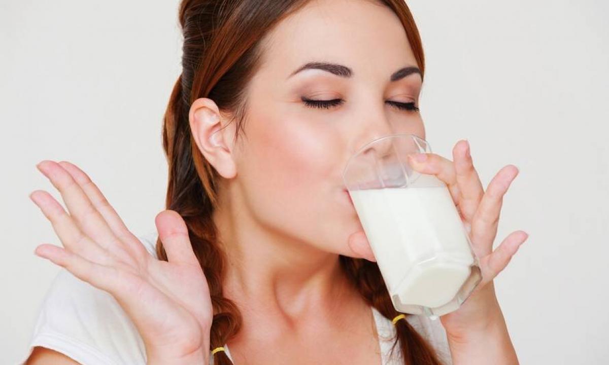 Whether it is possible to drink milk for the night?