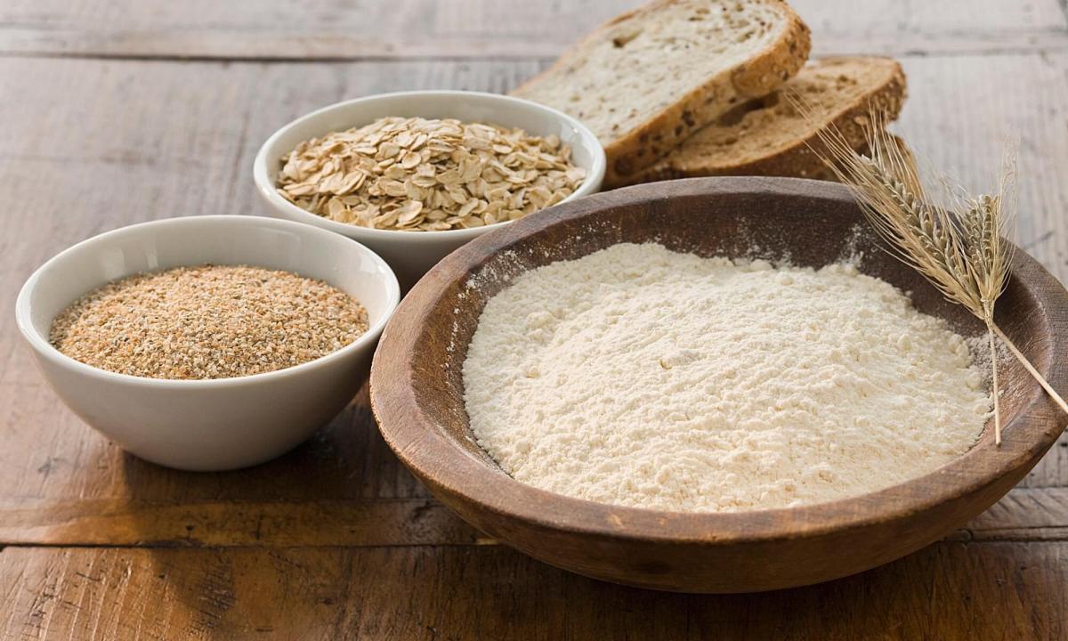 What is the oat flour: the advantage or harm are done to an organism by application of a product?