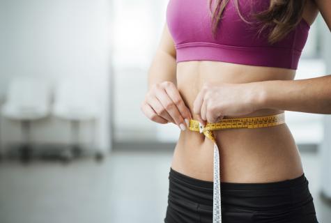 The most effective physical exercises for weight loss of a stomach