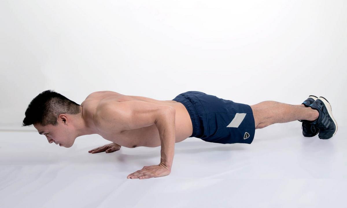 Variety of types of push-ups: 11 of the best