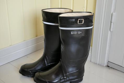 How to choose and look after rubber boots?