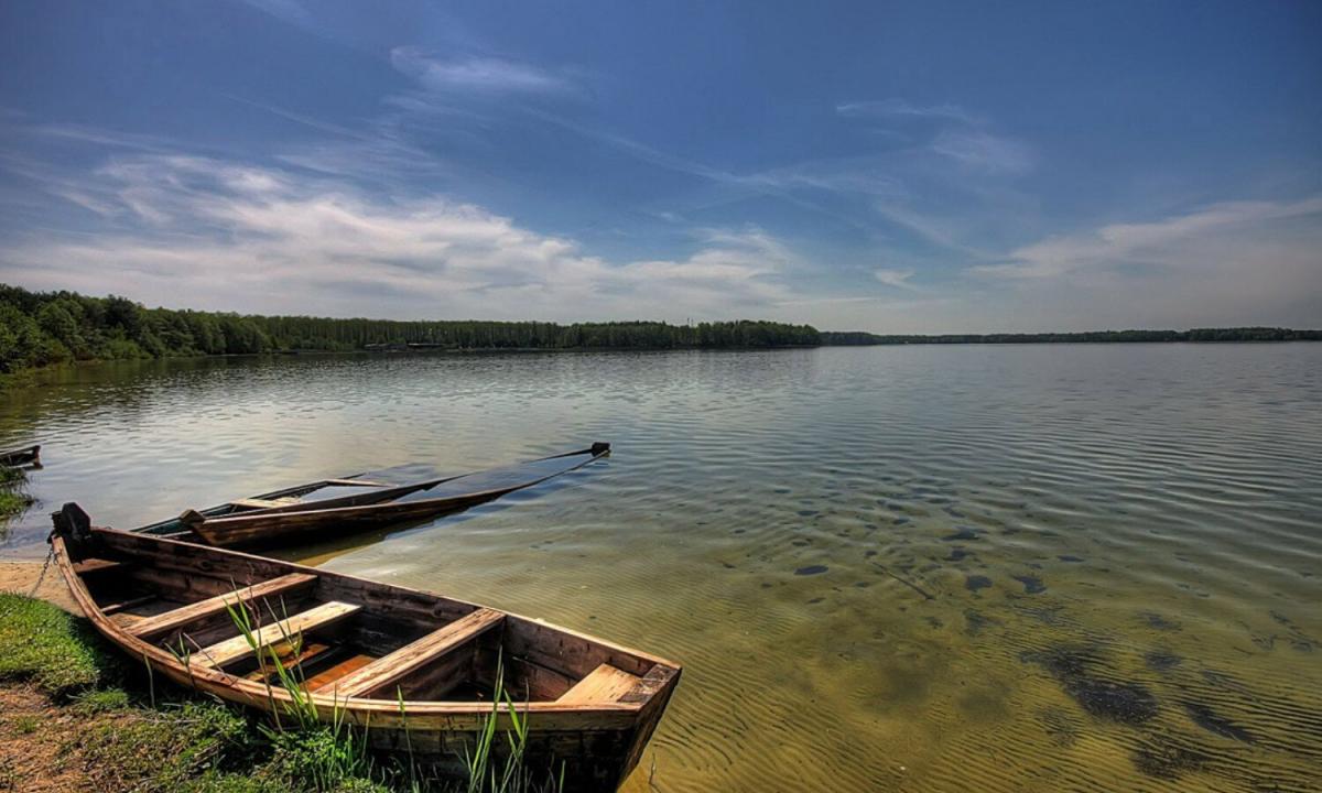 Lake Svityaz (Ukraine)