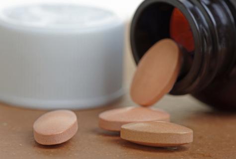 What is statins: the advantage or harm are done by use of medicines?