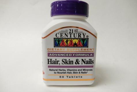 Women's vitamins for skin, hair and nails