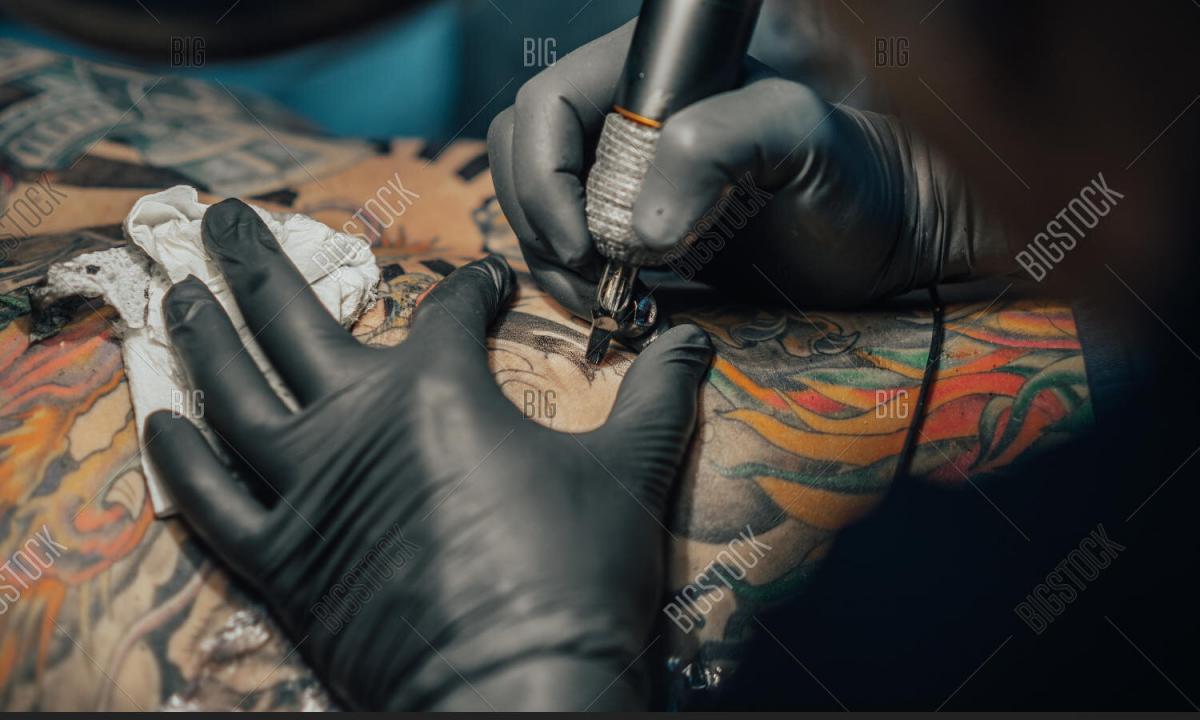 How to do tattoo the machine in house conditions