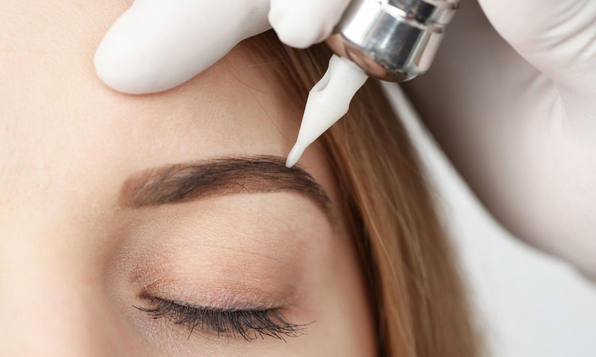 How to remove permanent make-up on eyebrows