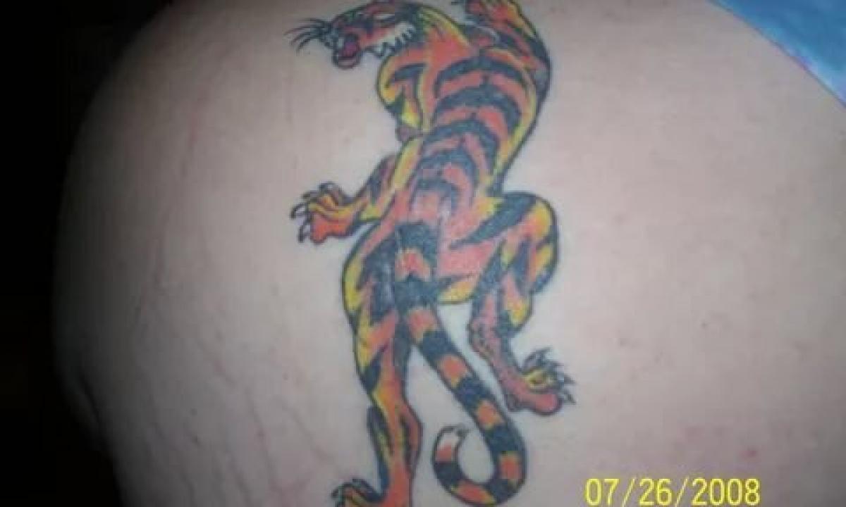 What value the tattoo Tiger on shoulder has