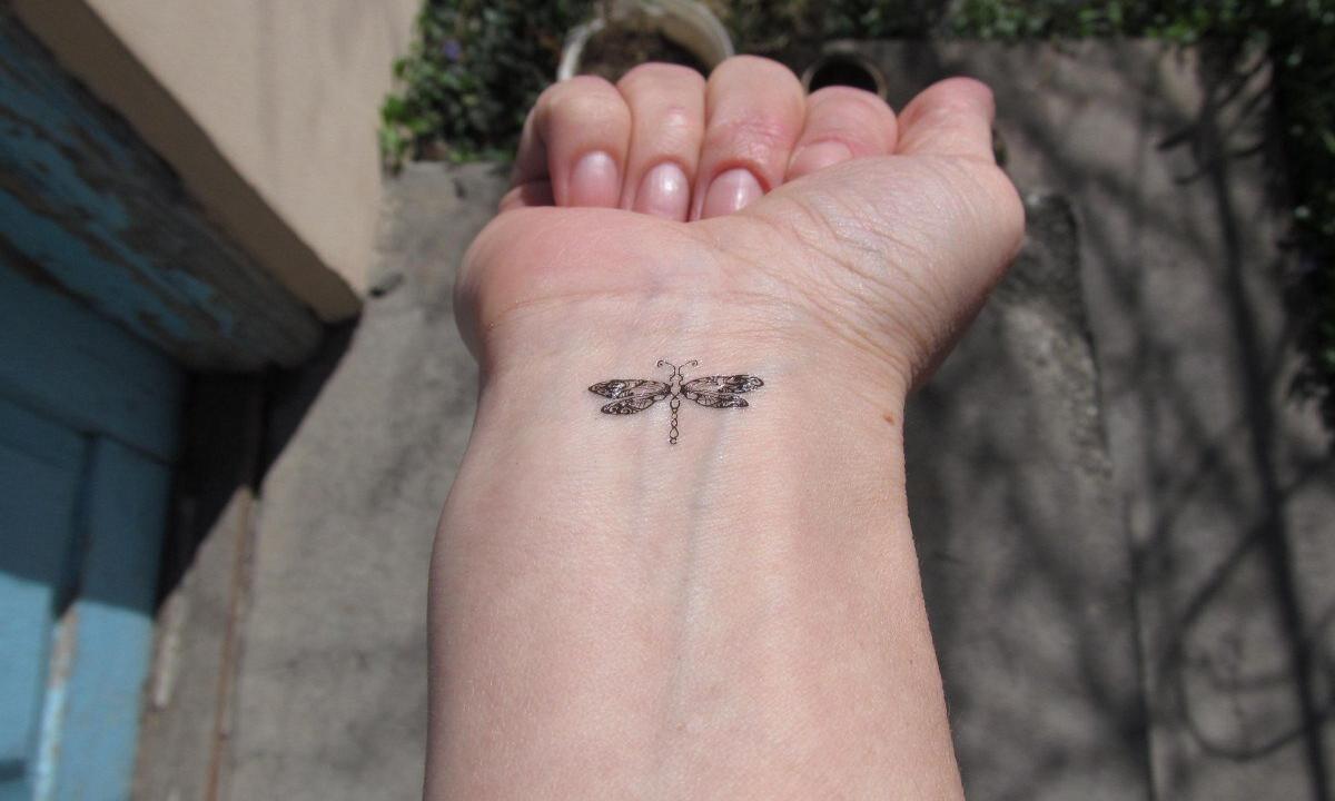 What is temporary tattoos