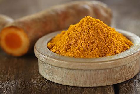 East spices for appearance: turmeric and cinnamon
